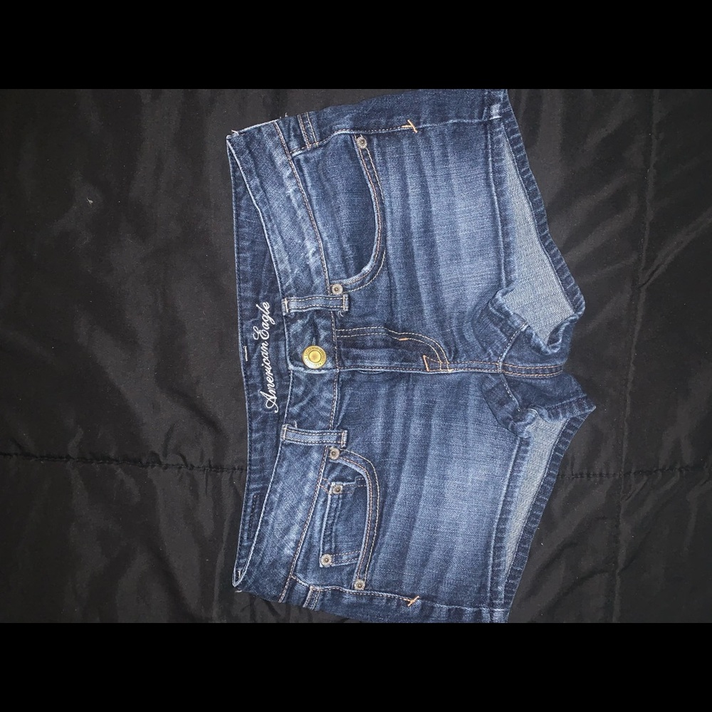AMERICAN EAGLE JEAN SHORTS